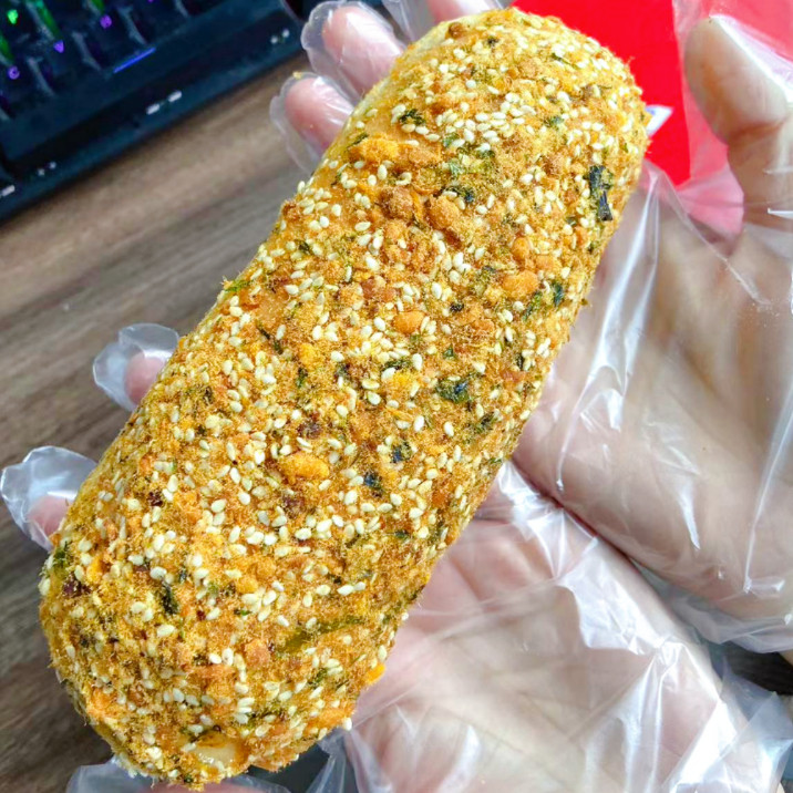 长条芝麻海苔香松面包沙拉爆浆夹心老式糕点网红零食整箱早餐糕点,零食/坚果/特产,欧式面包,淘宝优惠券,粉丝福利购,淘宝优惠卷