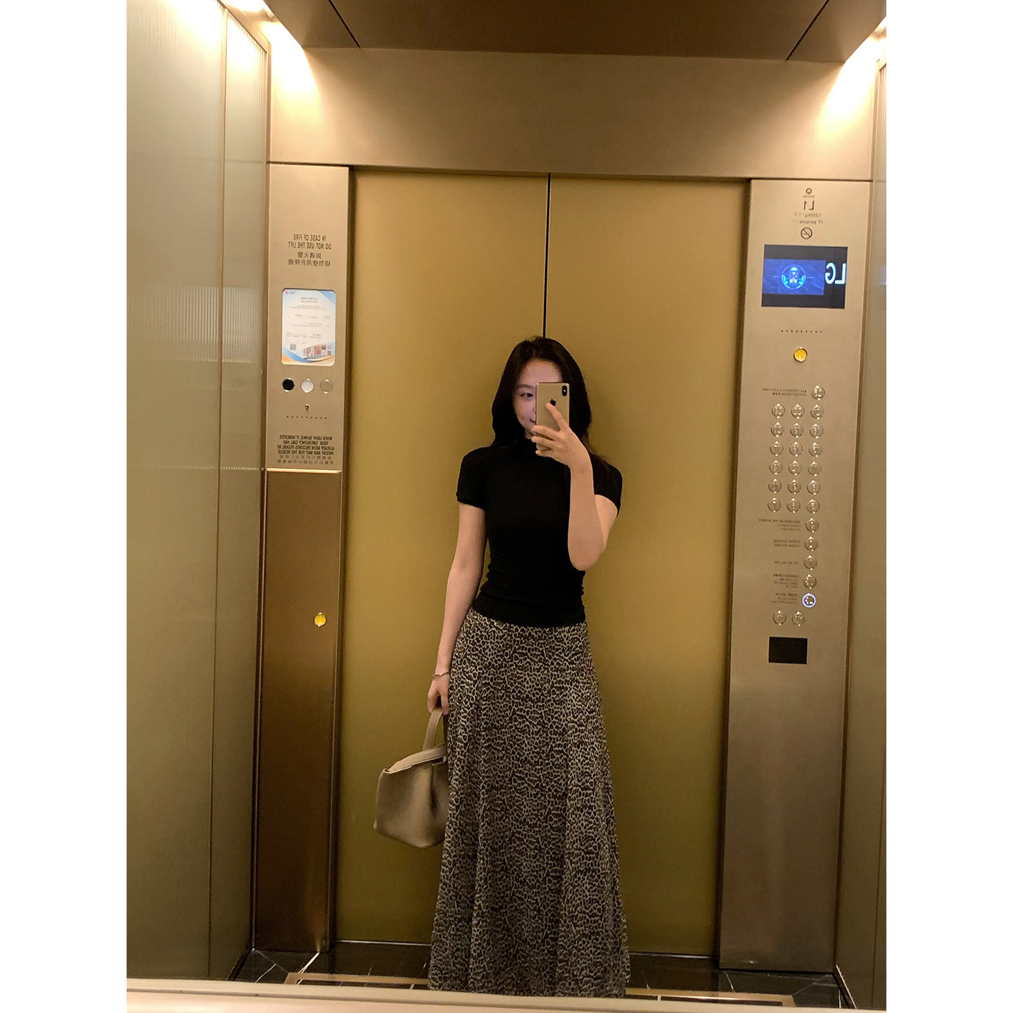 daydayicy瘦瘦tee 卡戴珊黑色高领短袖T恤女夏修身显瘦内搭上衣