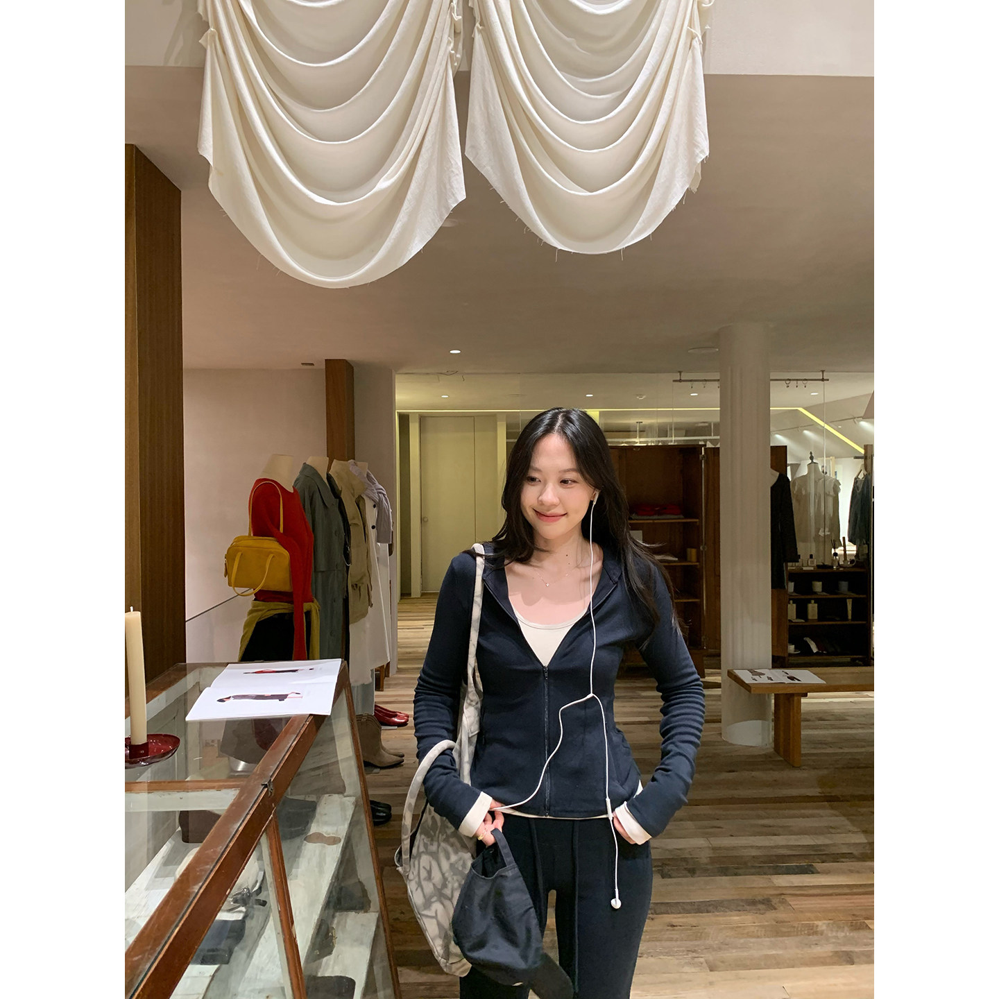 daydayicy 松弛氛围 连帽开衫微喇休闲裤套装女秋冬慵懒感两件套