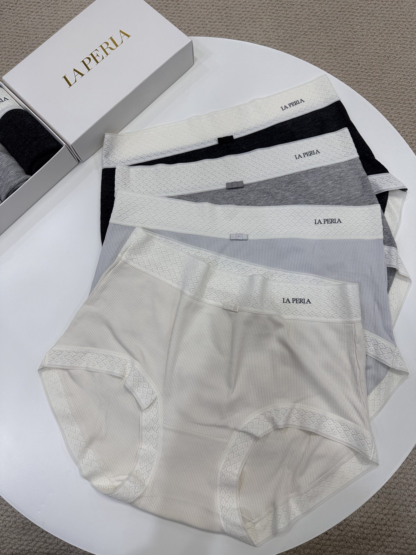 LA轻奢螺纹中高腰纯棉底裆女内裤礼盒,女士内衣/男士内衣/家居服,女三角裤,淘宝优惠券,粉丝福利购,淘宝优惠卷