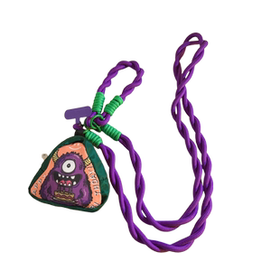 甜酷卡通紫色怪兽三角包手机壳挂坠零钱袋短款挂绳耐用结实手腕带同款手机上绳可斜跨绳外出挂脖挂肩侧身背带