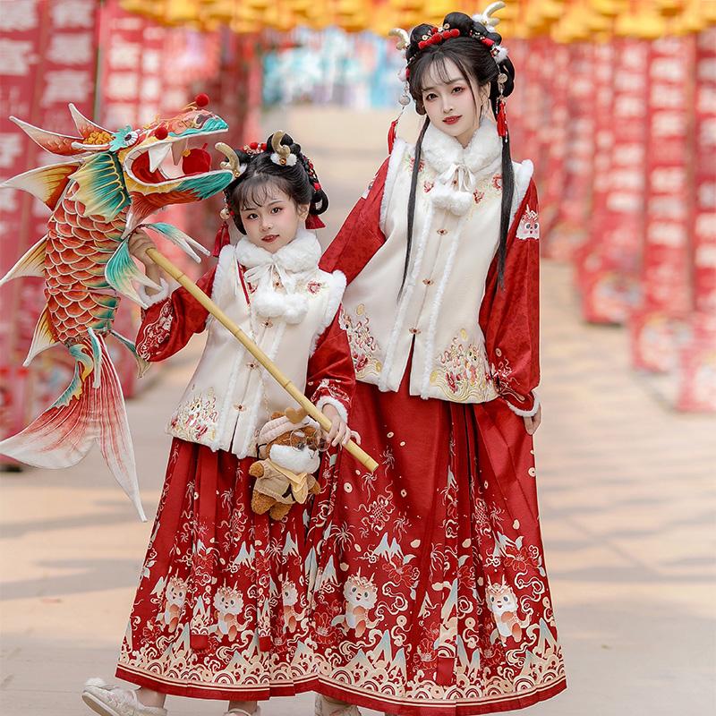 凝紫萱_元夕明制汉服冬季比甲