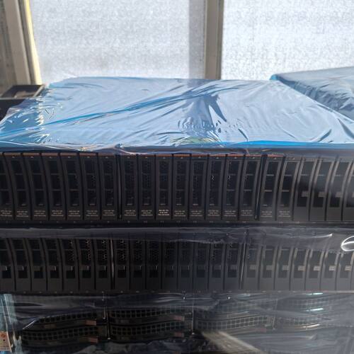 V3700 00AR108  存储服务器 2台 双电