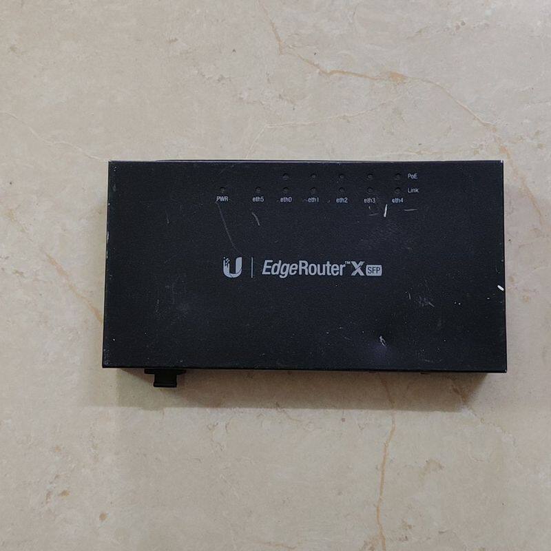 UBNT ER-X-SFP 千兆 PoE 有线路由器 优倍快