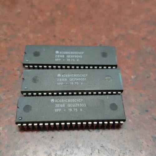 XC68HC805C4CP  拆机 芯片