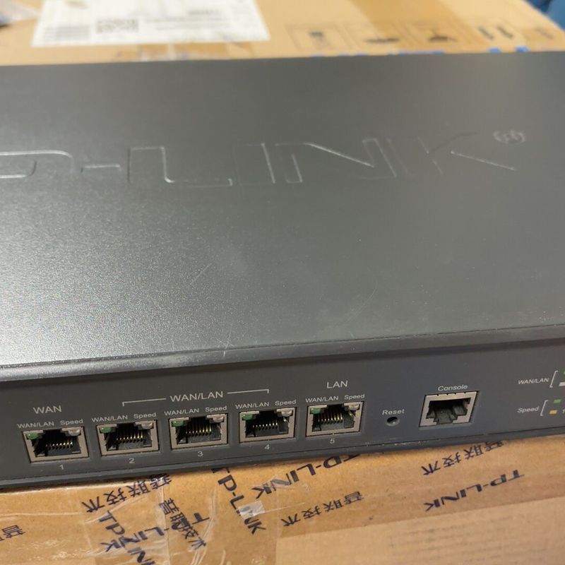TP-LINK全千兆路由器多宽带多网段带机量300高端企业级
