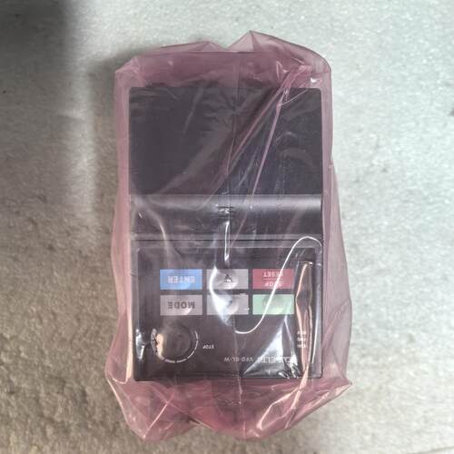 台达变频器 VFD007EL21W