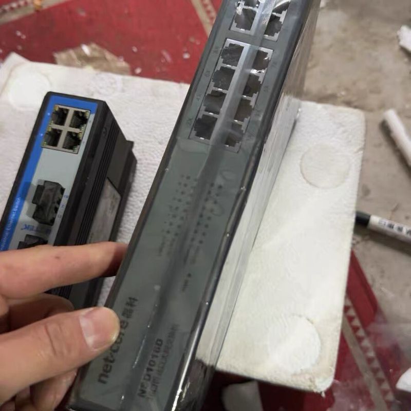 磊科Netcore NSD1016D 16口百兆交换机 东莞