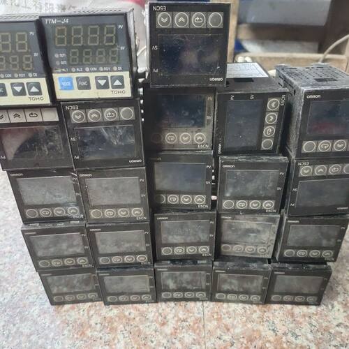 温控 e5cn-q2t  /100