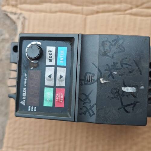 台达变频器VFD007EL21W  0.75KW 拆机件