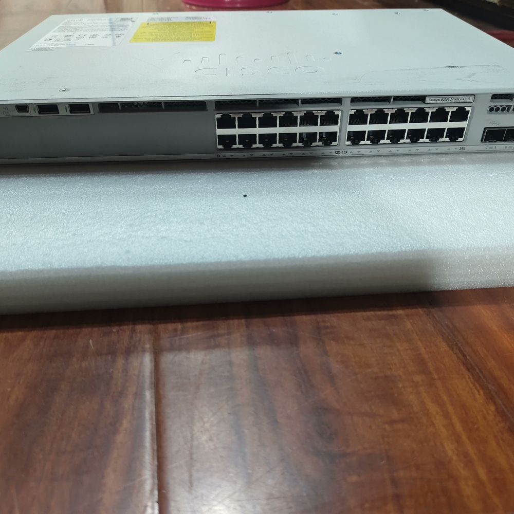 Cisco C9200L-24P-4G-E 24口千兆交换机
