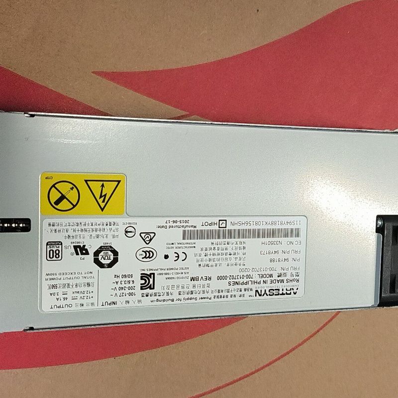 X3650M5 700-013702-0200 00