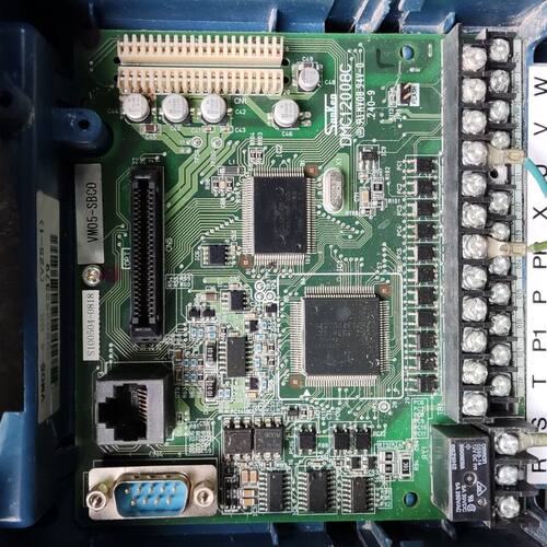 三垦三肯 变频器4KW VM05-4.0K主板带扩展模块DK