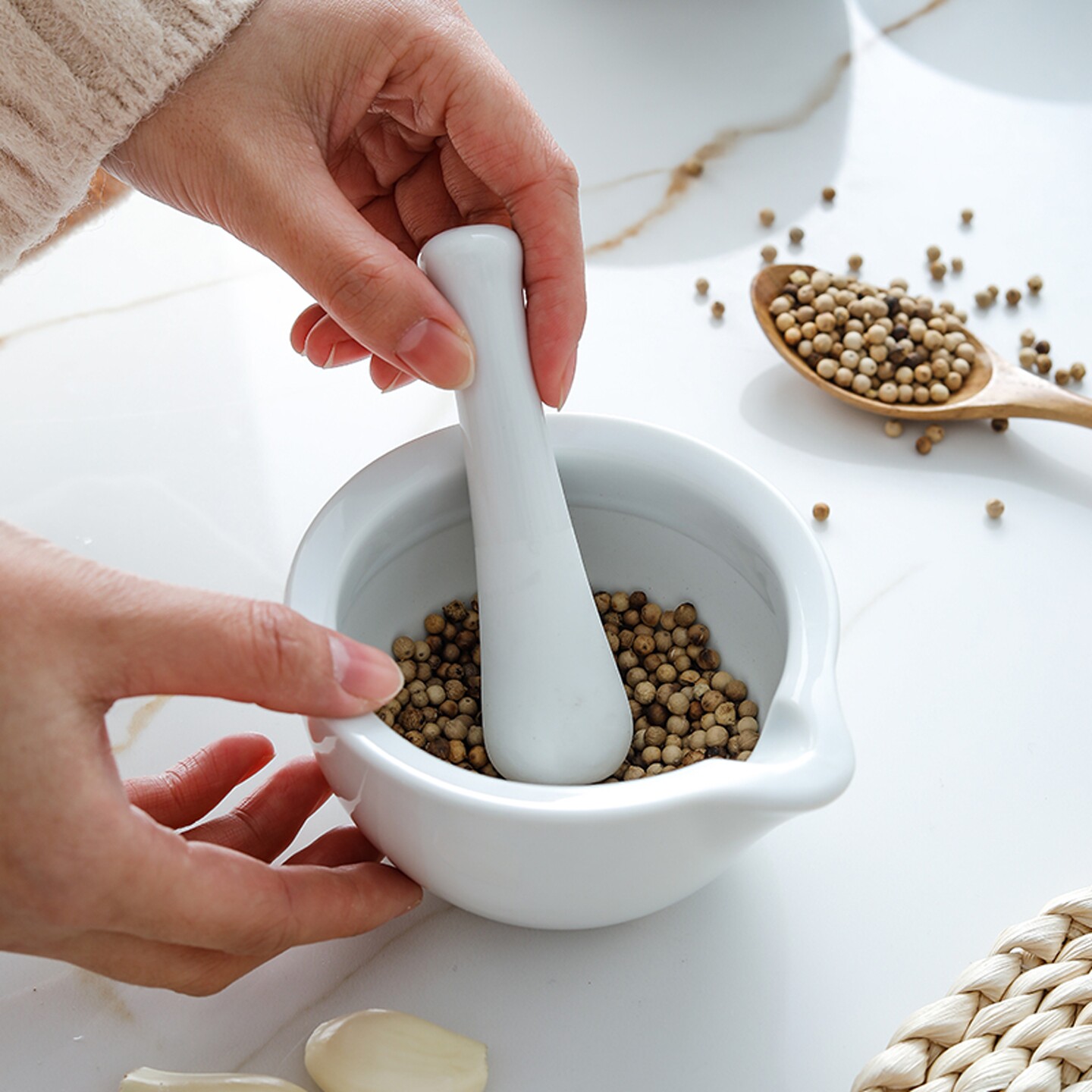 日本进口陶瓷宝宝辅食捣碎臼器药片研磨器捣蒜器擂钵磨米糊研磨碗