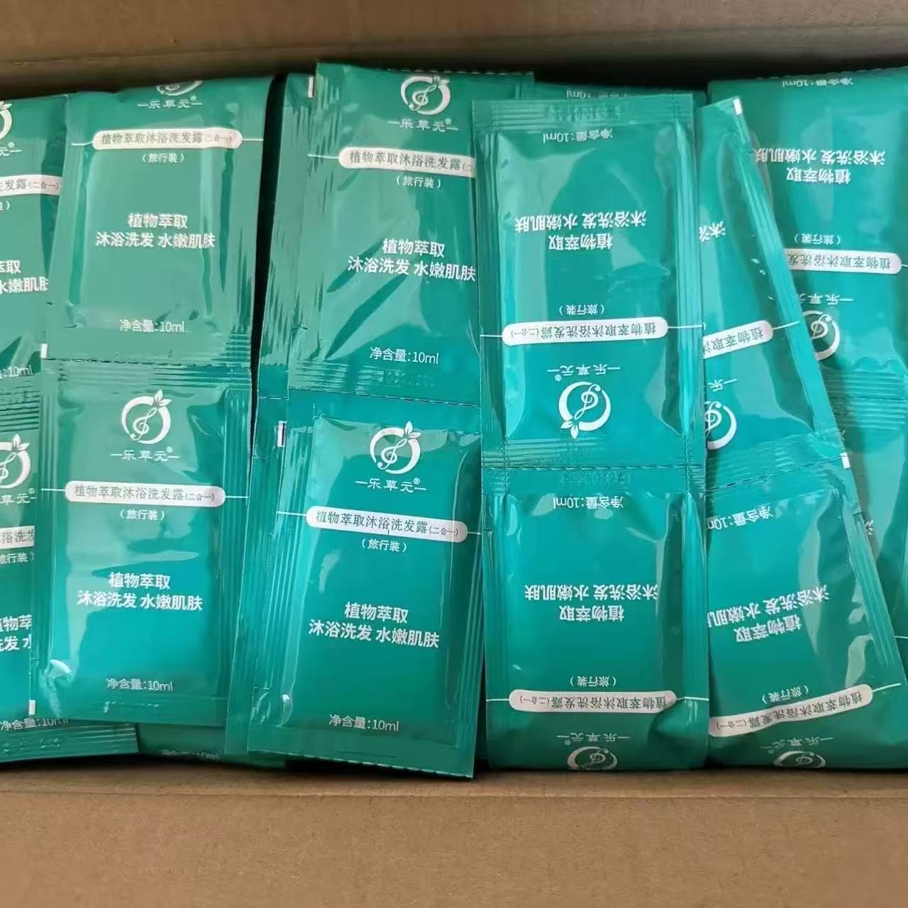 乐草元无硅油去屑止痒洗发水试用图片