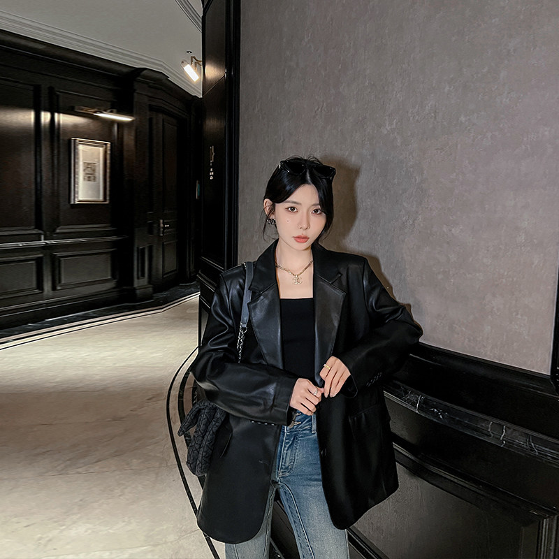 黑色PU皮衣外套女2025春秋新款高级感宽松显瘦复古机车皮夹克西装,女装/女士精品,皮衣,淘宝优惠券,粉丝福利购,淘宝优惠卷