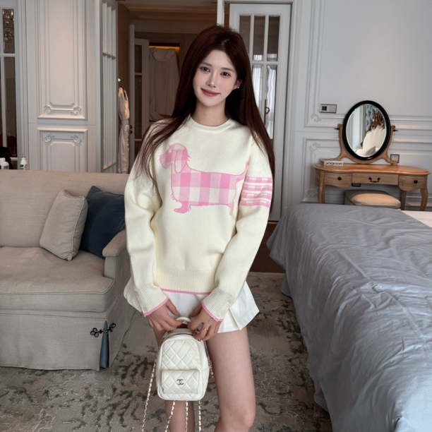 【SALE服饰】毛针织衫圆领上衣宽松型休闲落肩袖狗家居服长袖