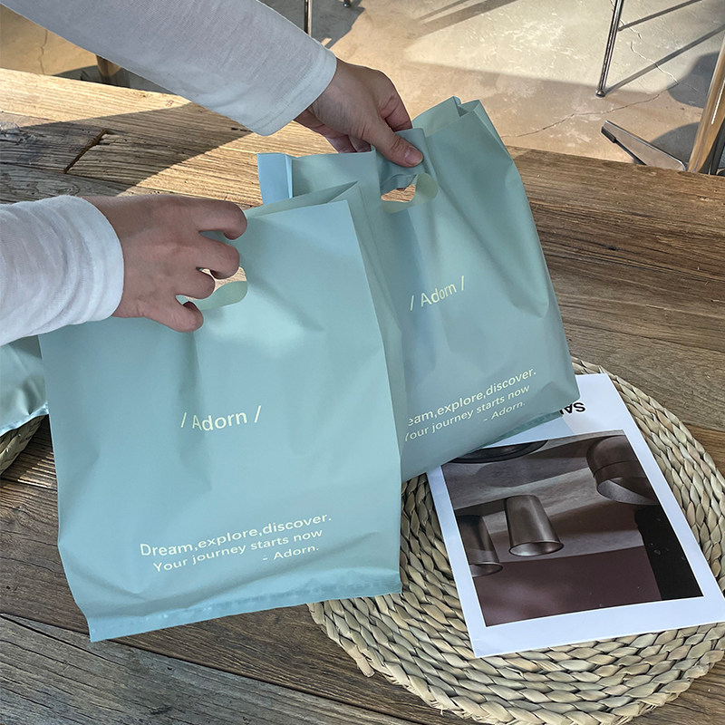 加厚磨砂手提塑料袋定制LOGO