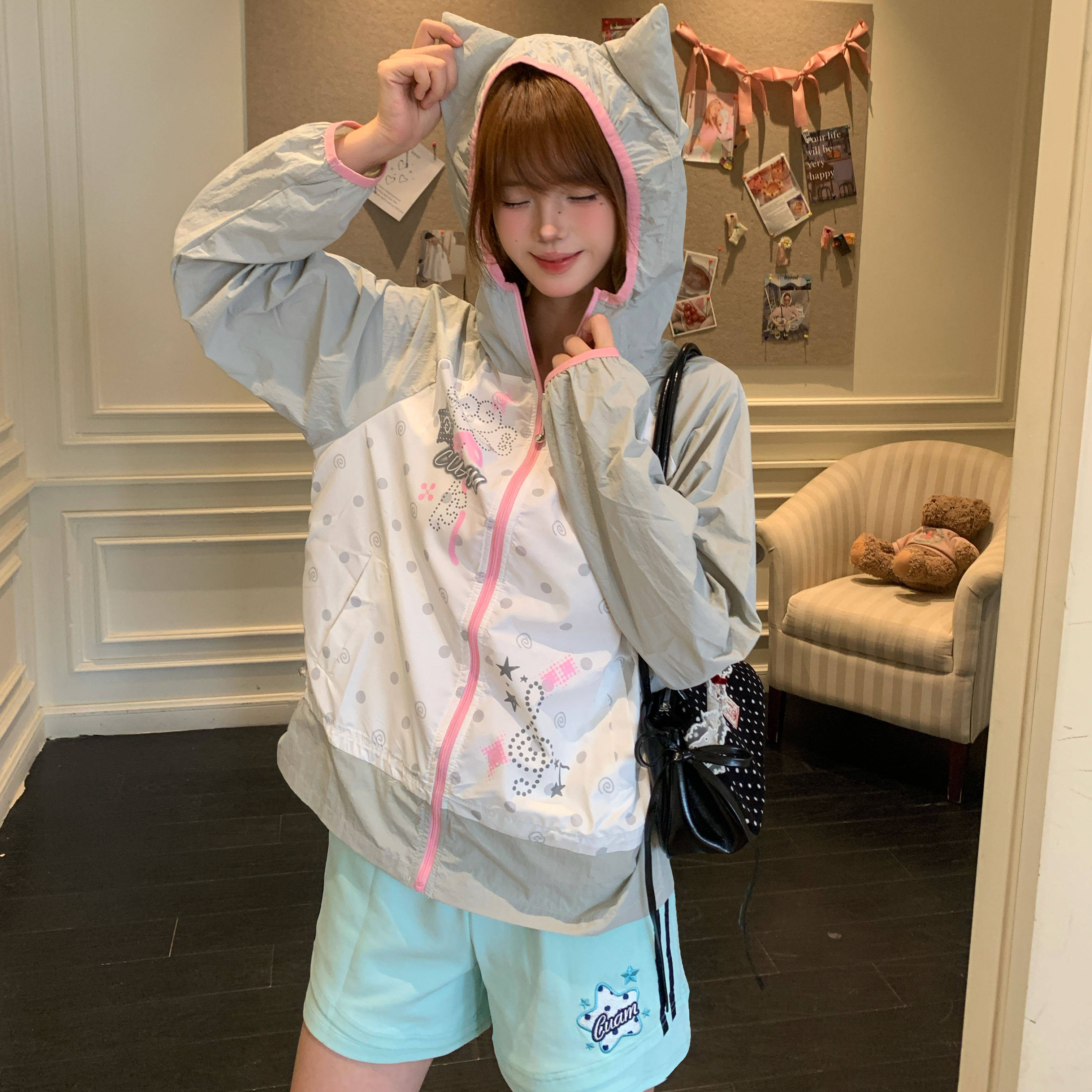 可爱撞色波点连帽耳朵防晒服