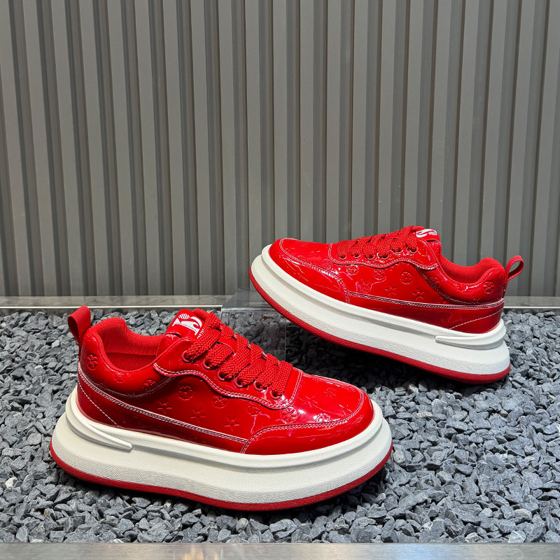 男鞋2025冬季新款时尚百搭软底低帮板鞋漆皮印花原创小众休闲鞋潮,流行男鞋,时尚休闲鞋,淘宝优惠券,粉丝福利购,淘宝优惠卷