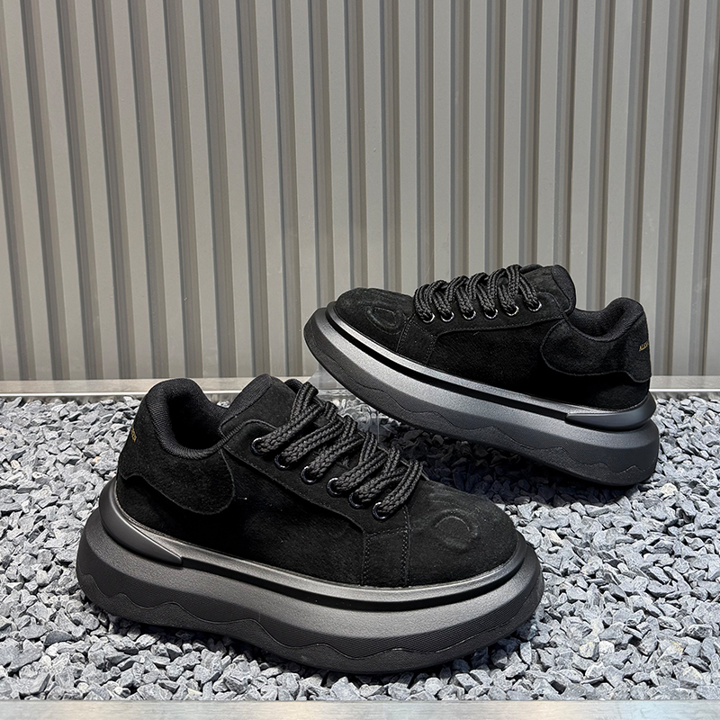 2025冬季新款时尚休闲鞋