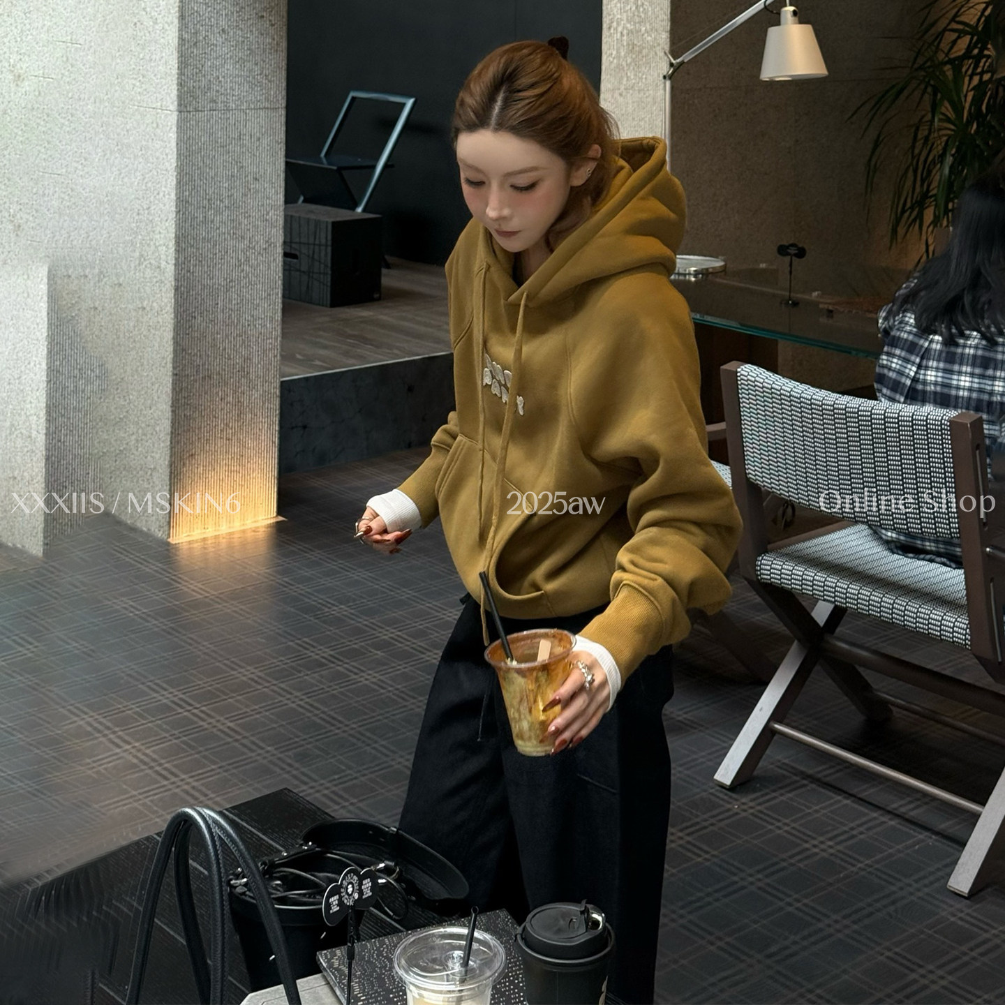 MSKIN6冬刺绣字母连帽加绒卫衣女宽松棉感显白ins风保暖高级