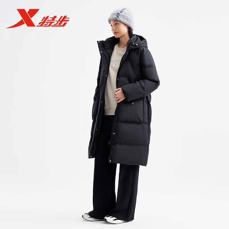 特步女子连帽羽绒服中长款