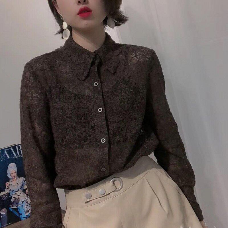秋冬季2020新款港风蕾丝衬衫女装设计感小众法式百搭长袖衬衣上衣