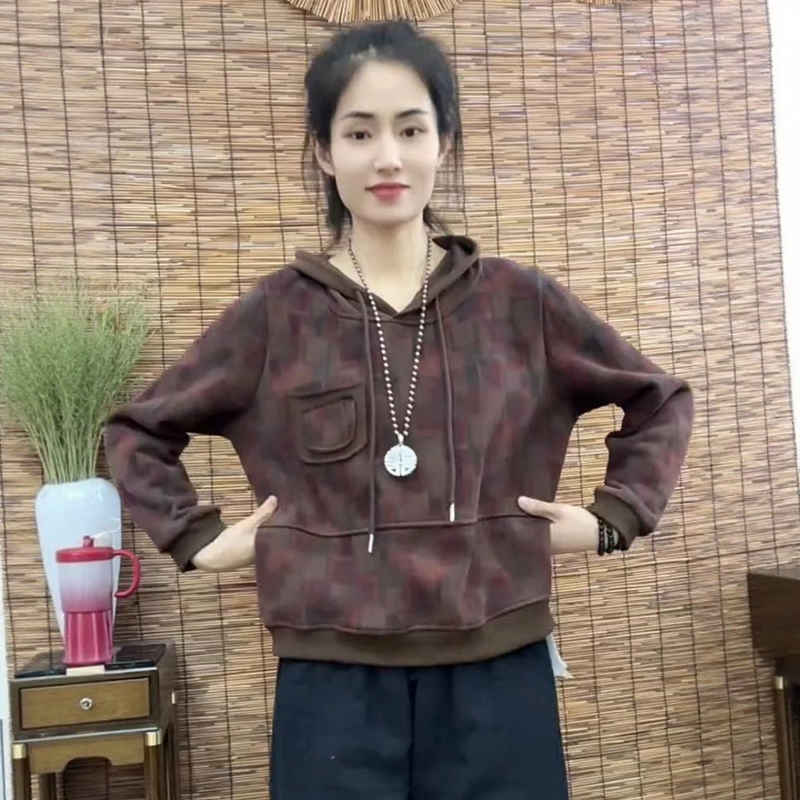 2025年秋冬新款加绒加厚连帽卫衣女宽松百搭套头显瘦遮肉上衣洋气