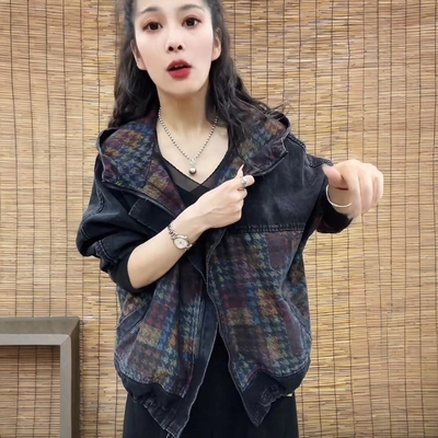 2025年春季新款休闲印花连帽减龄百搭宽松显瘦水洗牛仔外套女