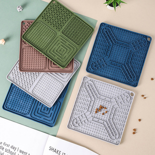 狗狗专用慢食碗舔食垫硅胶柔软慢饮慢食餐垫雪纳瑞柯基小型犬宠物