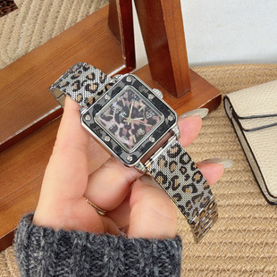 米莉莎鎏金岁月星期日历镶钻设计夜光韩版轻奢时尚金迪豹纹女手表