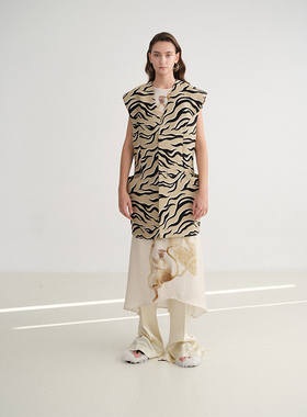 JACQUES WEI 设计师官方店2022新款气质时尚纹理兜袋廓形马甲