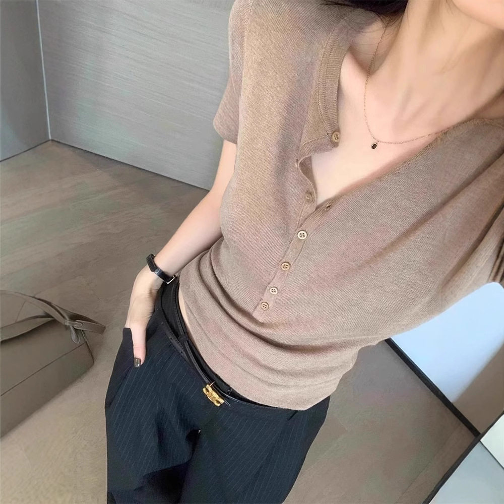 高级老钱风驼色短袖针织衫女修身正肩上衣夏卡其色v领t恤冰丝内搭