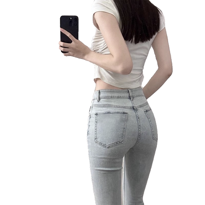 浅色微喇牛仔裤女秋冬新款