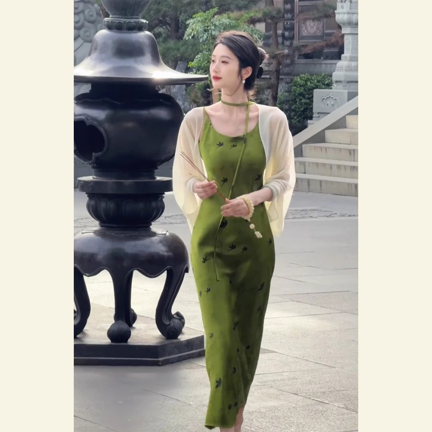 RIERA御姐度假风穿搭套装女夏绿色提花吊带连衣裙加开衫两件套