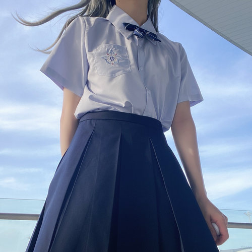 jk樱花白蓝四色原创长袖款奶黄