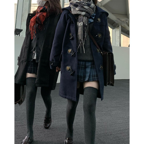 墨秋小熊仔加厚牛角扣毛呢外套女