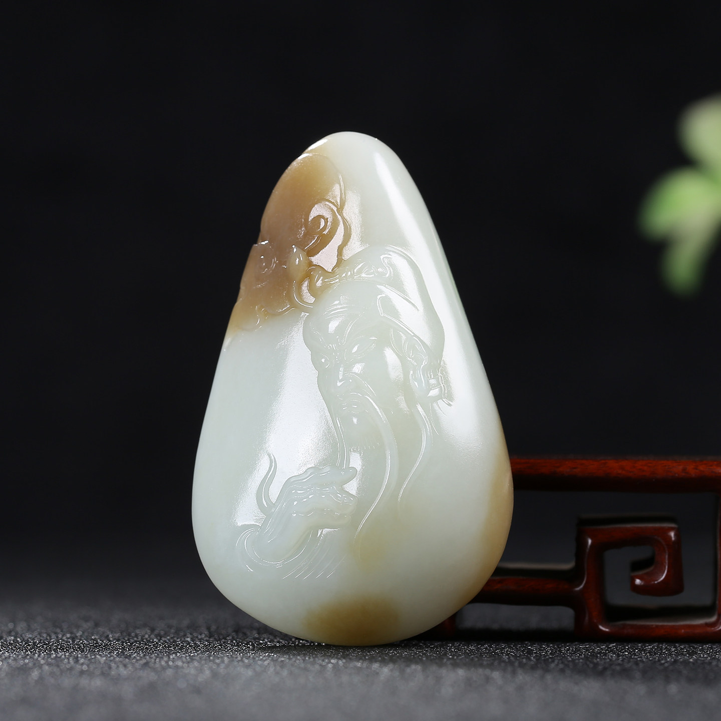 和田玉糖玉白玉关公挂件
