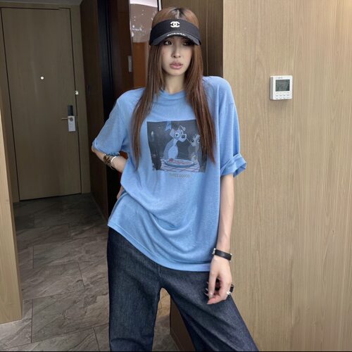 美丽狗动漫印花莱赛尔凉感大版T恤宽松短袖上衣夏气质白色显瘦