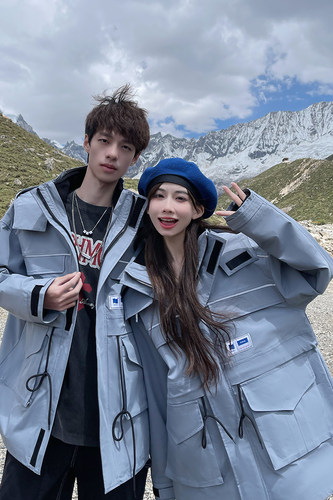 户外潮牌冲锋衣2件套