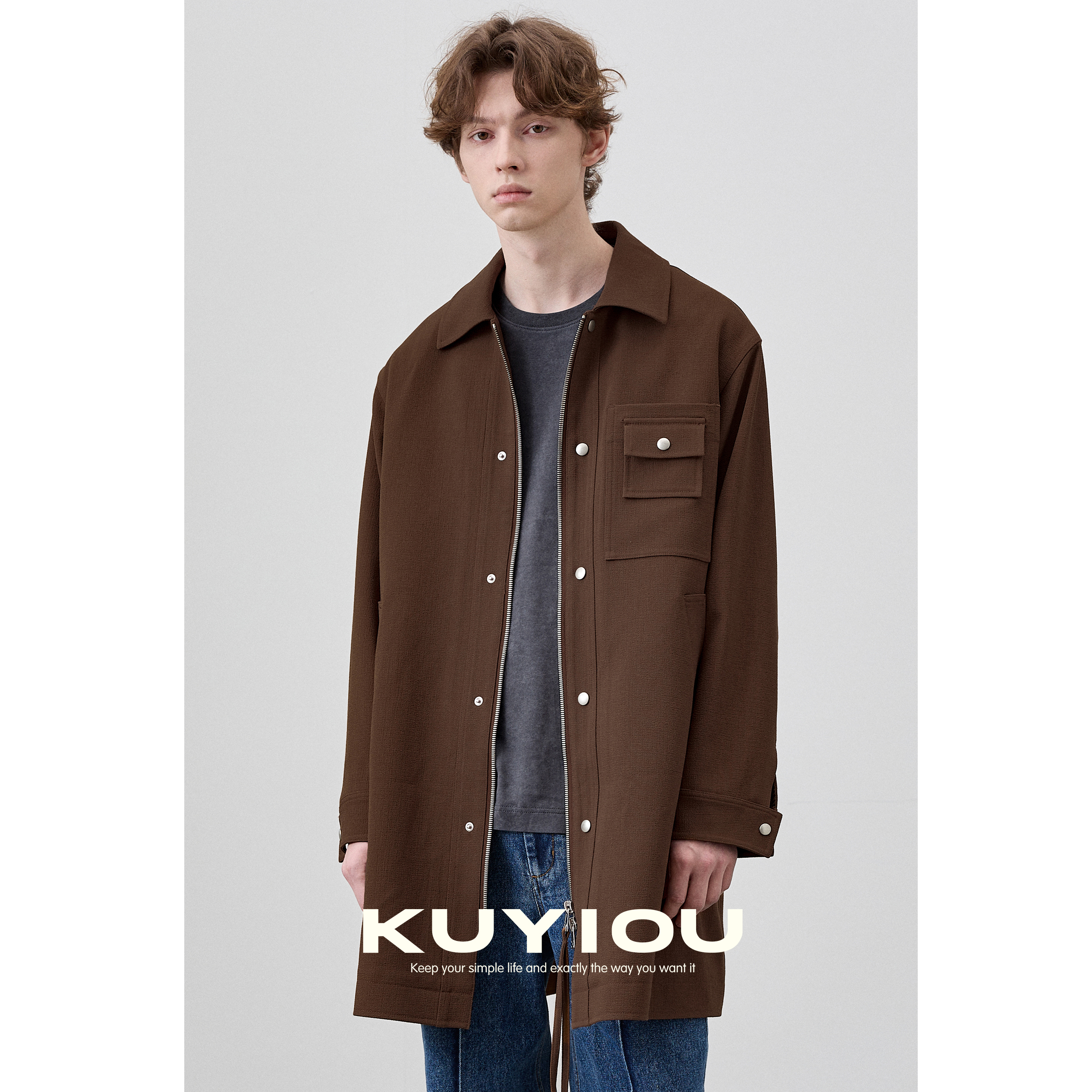 KUYIOU雾面立体肌理感风衣