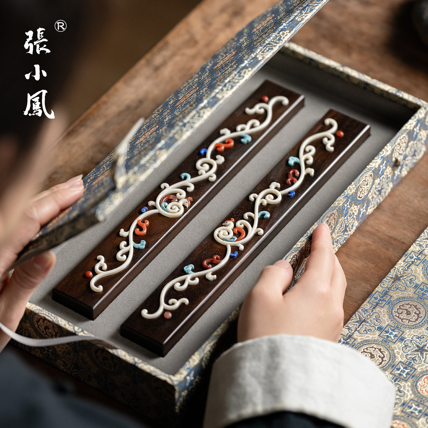 张小凤手工班系列《凤仪天章》百宝嵌大红酸枝镇纸压纸镇尺书法专用毛笔文房礼盒实木手工高颜值高档摆件送礼