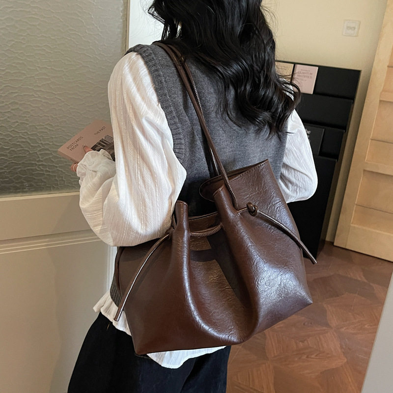日本高级感复古托特包女