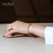 2026年新款 半圈镶钻彩金轻奢素圈手环钛钢手镯女 小众设计感ins