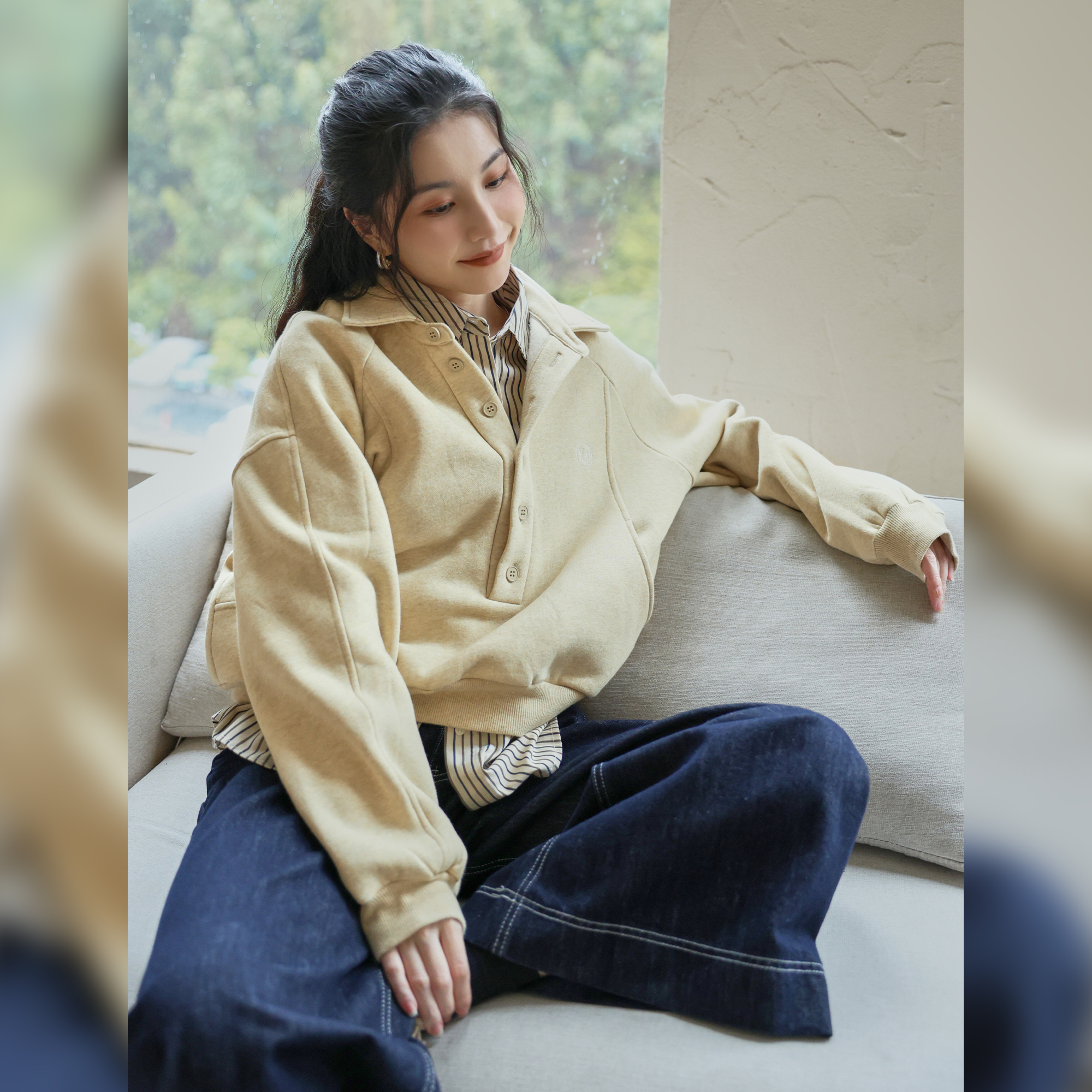 翻领卫衣女加绒半开领上衣