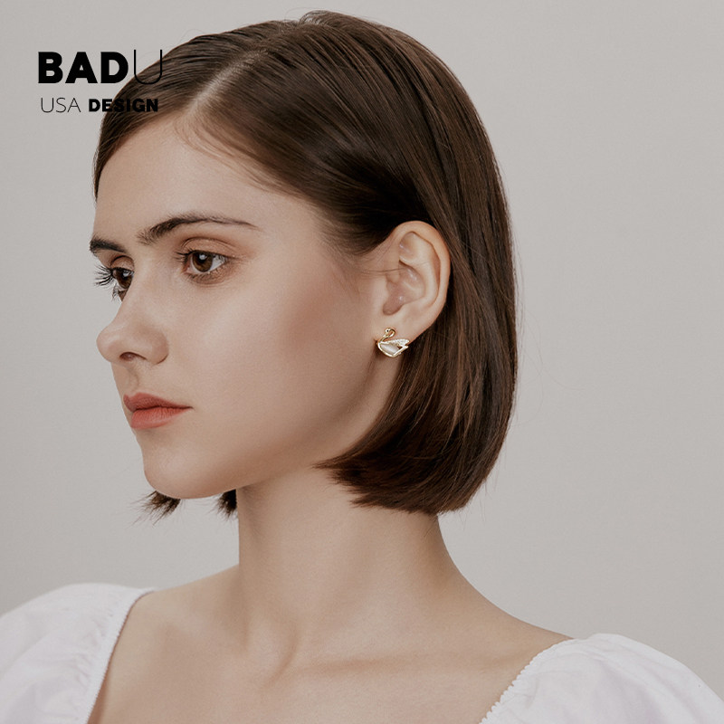 小天鹅耳钉女2020年新款潮流气质简约小巧925银针猫眼石法式耳饰