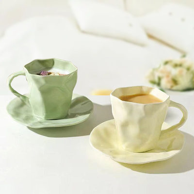 高颜值手捏不规则陶瓷情侣咖啡杯碟套装办公轻奢高级感下午茶杯碟