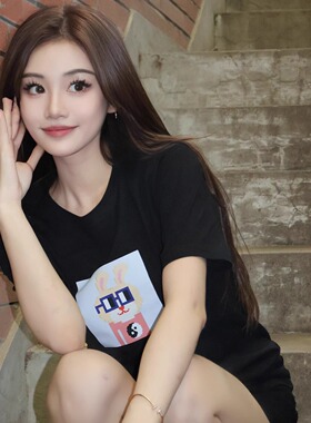 LiL Tu#1黑色纯棉T恤