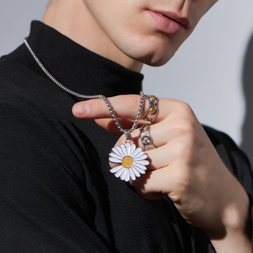 FDK正品太阳花毛衣项链男同款GD雏菊潮吊坠女Ins钛钢卫衣送男友